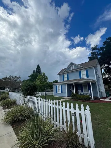 $1,900 | 227 Palm Avenue, Eustis, FL 32726