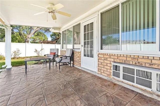 $440,000 | 3220 Metairie Court, Metairie, LA 70002