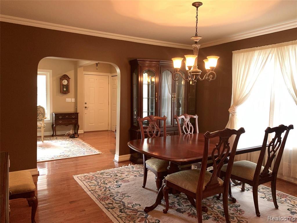 338 Ridge Road Grosse Pointe Farms, MI 48236 - Photo 4 of 54