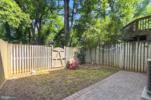 $659,000 | 2814 Raymond Court, Falls Church, VA 22042