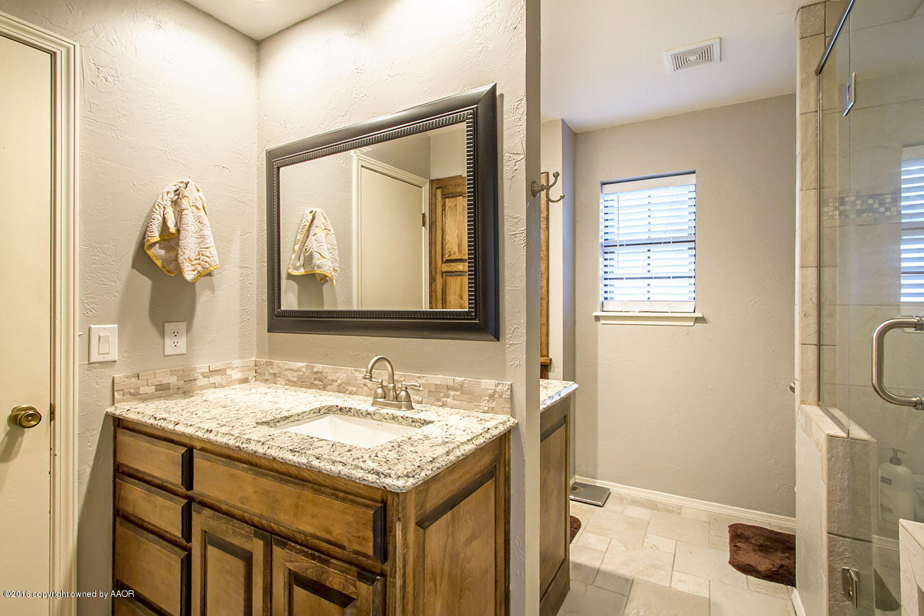 7609 Poppin Lane Amarillo, TX 79121 - Photo 22 of 27 21