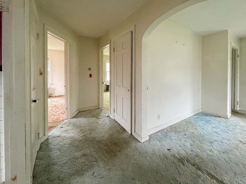 1768 East Mountain Road Westfield, MA 01085 - Photo 13 of 24