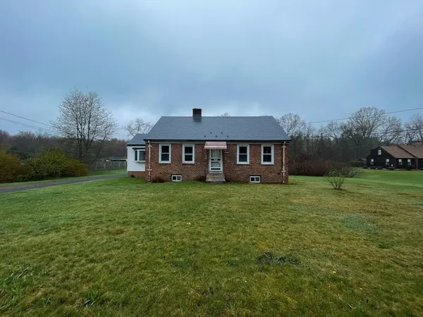 $199,900 | 1768 East Mountain Road, Westfield, MA 01085