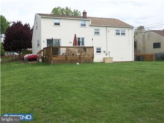 290 Hickory Road Warminster, PA 18974 - Photo 12 of 12 Exterior Back