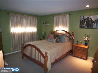 290 Hickory Road Warminster, PA 18974 - Photo 7 of 12 Bedroom
