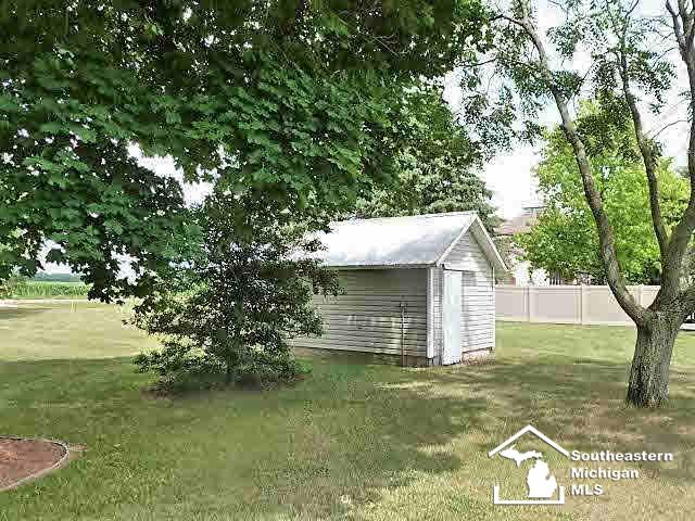 595 Rauch Road Temperance, MI 48182 - Photo 27 of 28 Chicken Coop