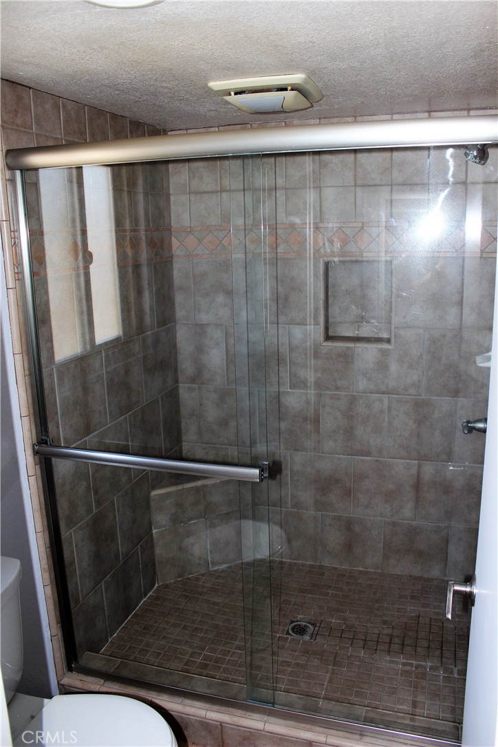 132 Oak Forest Circle Glendora, CA 91741 - Photo 38 of 44 a bathroom with a shower