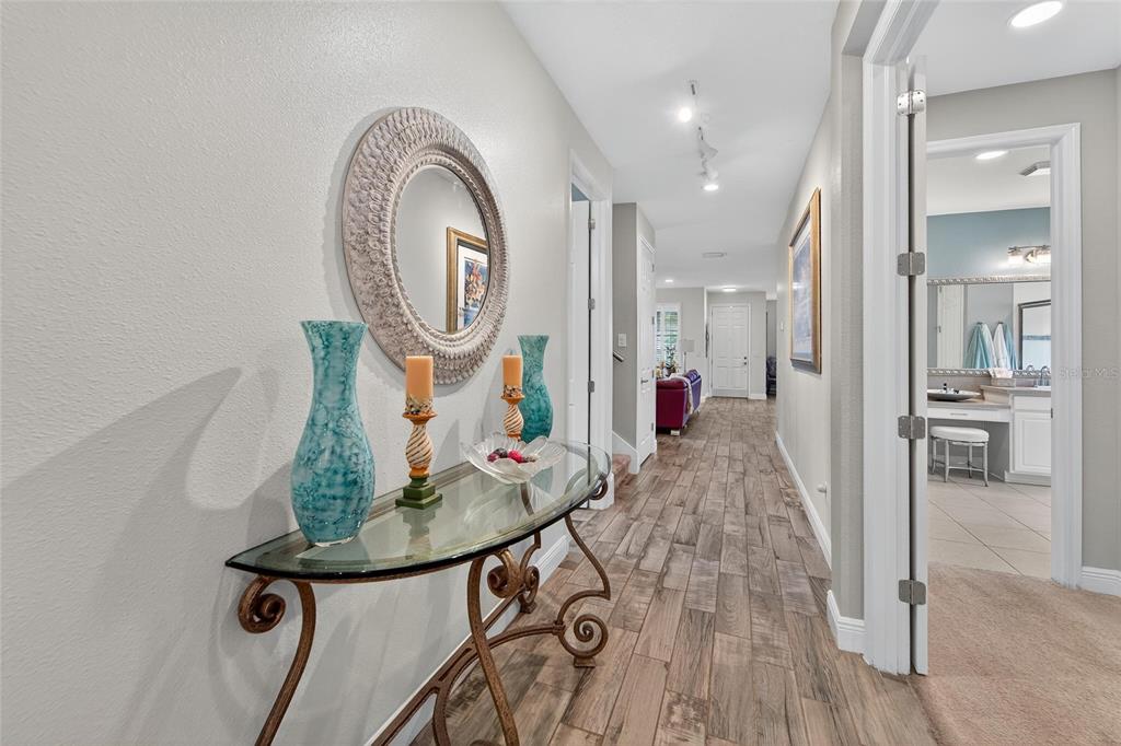 623 Winterside Drive Apollo Beach, FL 33572 - Photo 12 of 87