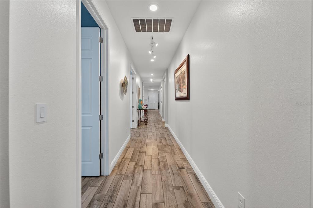 623 Winterside Drive Apollo Beach, FL 33572 - Photo 24 of 87