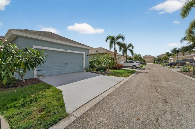 $525,000 | 623 Winterside Drive, Apollo Beach, FL 33572