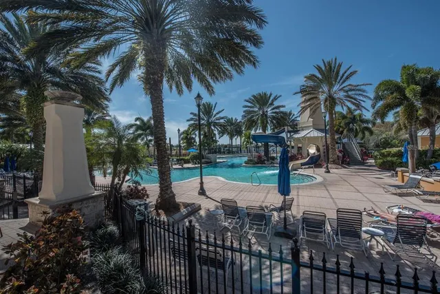 $525,000 | 623 Winterside Drive, Apollo Beach, FL 33572