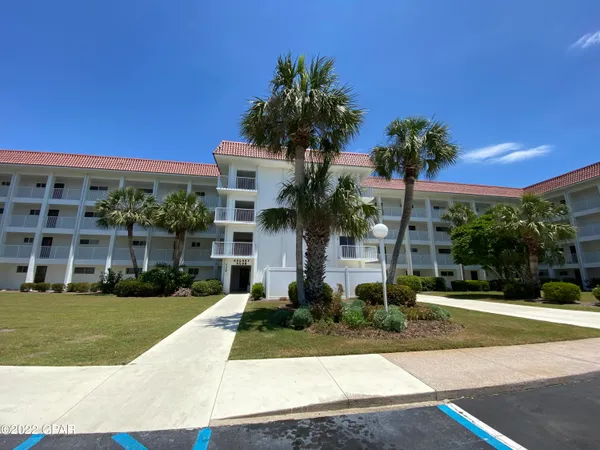 $184,900 | 112 Fairway Boulevard, Unit 105, Panama City Beach, FL 32407