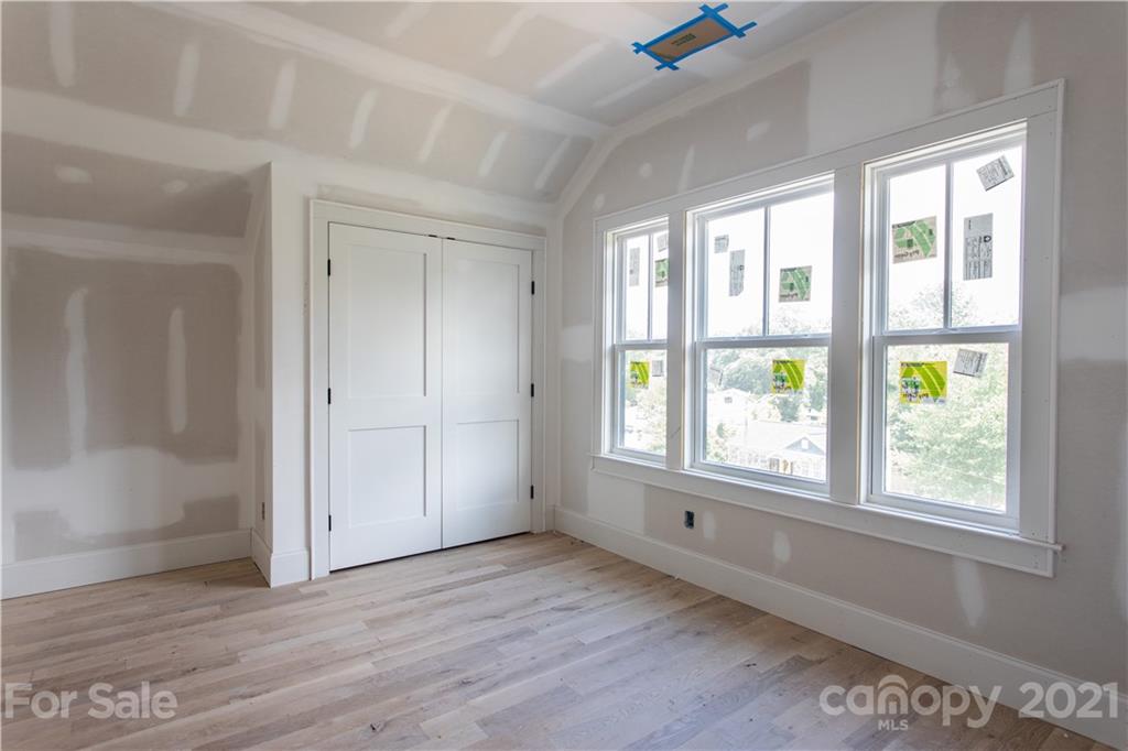1314 Fordham Road Charlotte, NC 28208 - Photo 12 of 27 Gallery Image 12