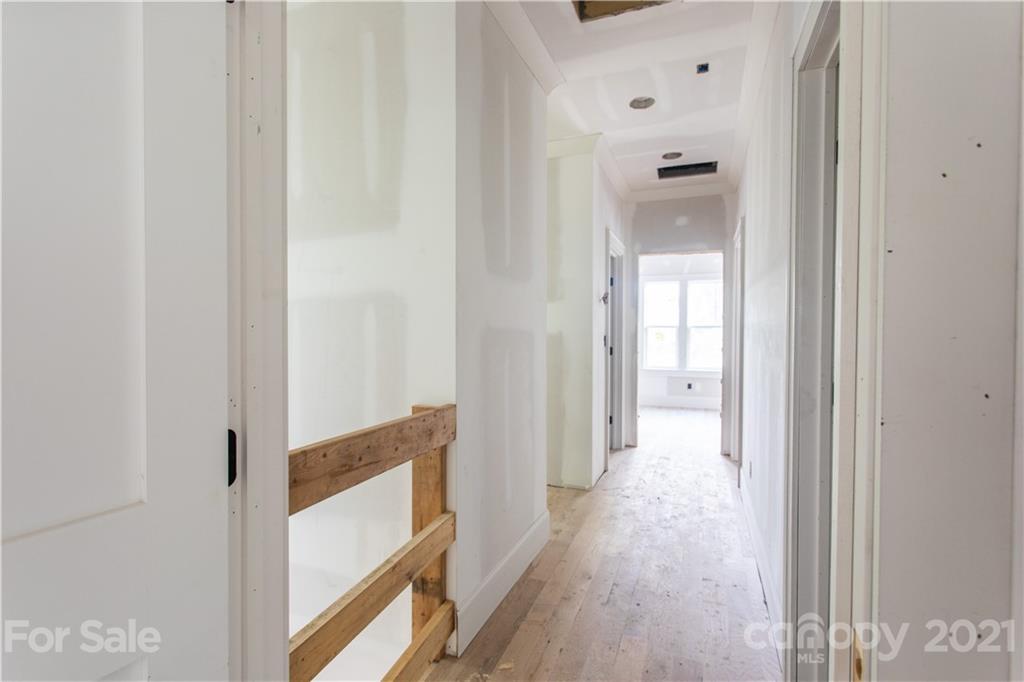 1314 Fordham Road Charlotte, NC 28208 - Photo 17 of 27 Gallery Image 17