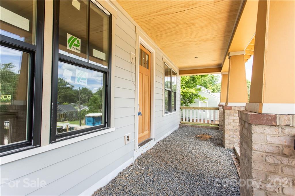 1314 Fordham Road Charlotte, NC 28208 - Photo 3 of 27 Gallery Image 3