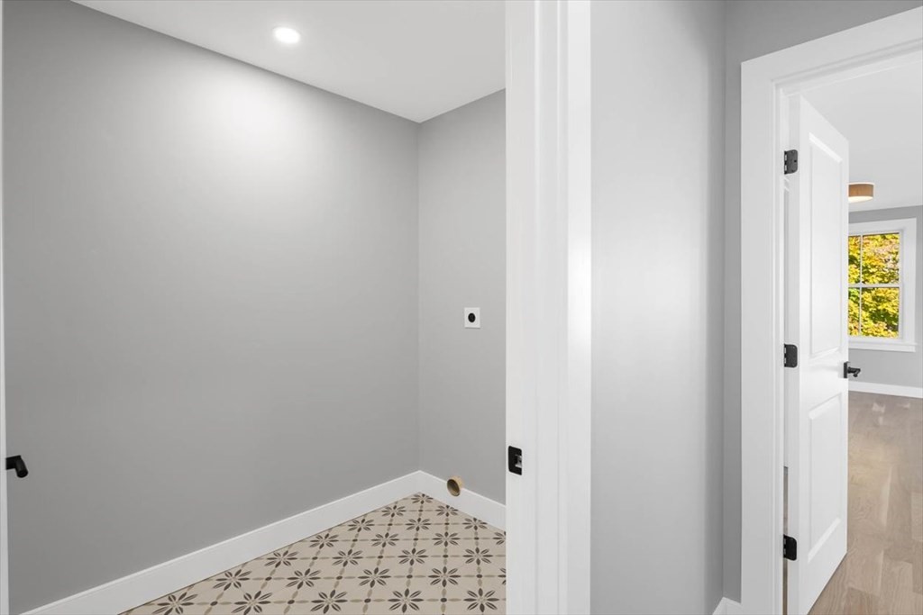 129 Wompatuck Road Hingham, MA 02043 - Photo 34 of 42 Gallery Image 34