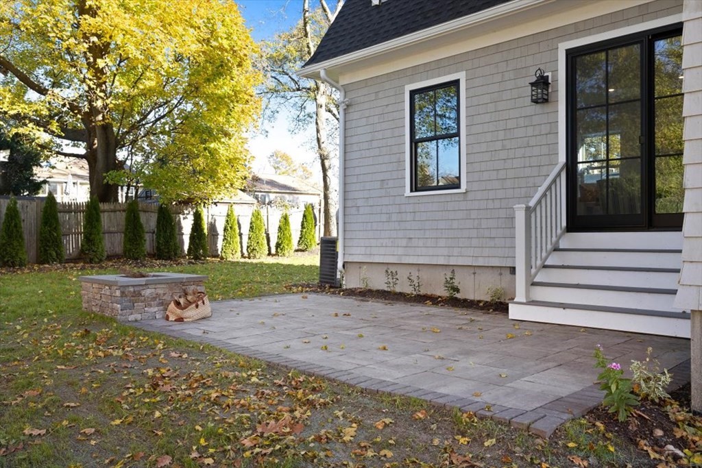 129 Wompatuck Road Hingham, MA 02043 - Photo 39 of 42 Gallery Image 39
