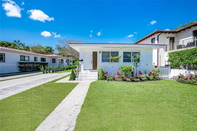 $3,000 | 1706 South Le Jeune Road, Coral Gables, FL 33134