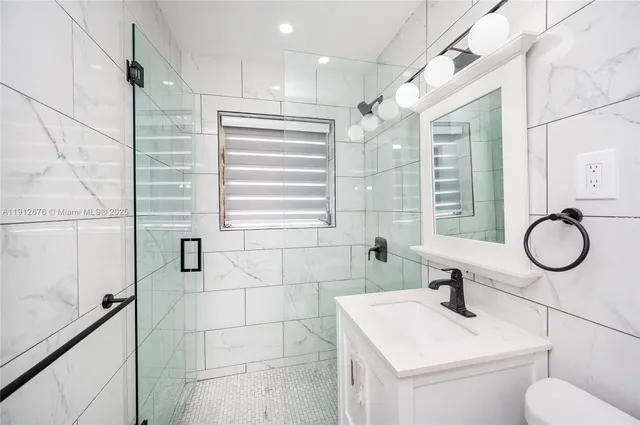 $3,000 | 1706 South Le Jeune Road, Coral Gables, FL 33134