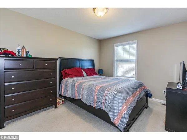 $2,395 | 5149 95th Way North, Brooklyn Park, MN 55443