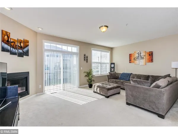 $2,395 | 5149 95th Way North, Brooklyn Park, MN 55443