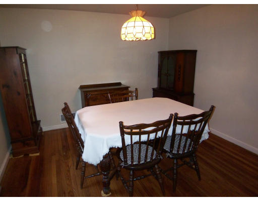 18 Travis Road Natick, MA 01760 - Photo 3 of 6 Gallery Image 3