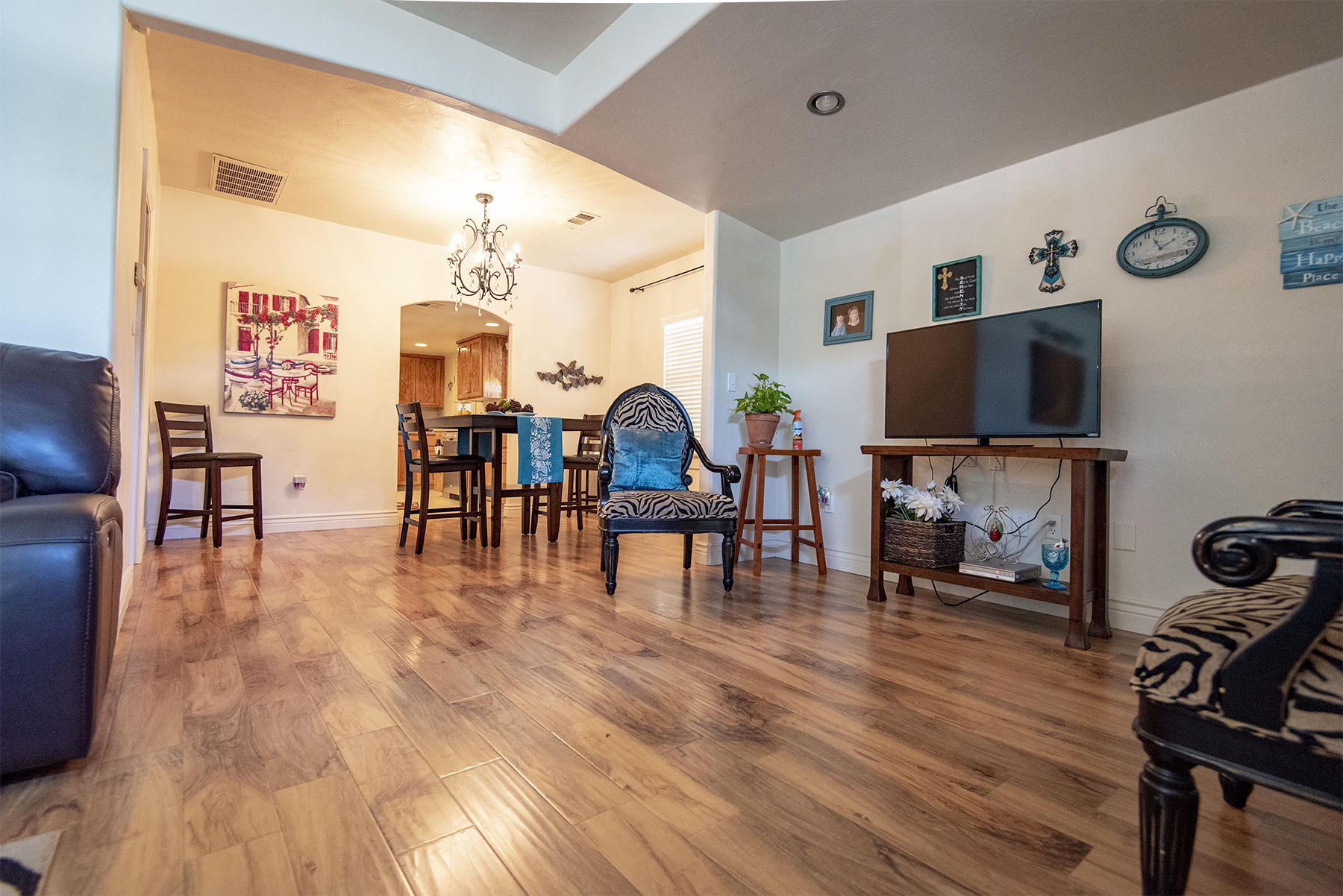 620 Channing Way Exeter, CA 93221 - Photo 8 of 28 6