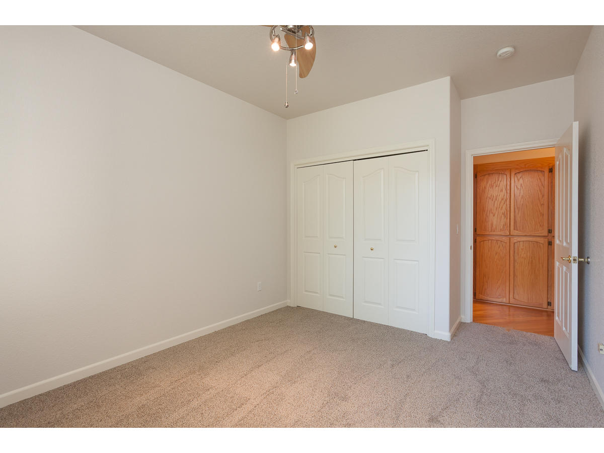 2398 Springbrook Road, Unit 10 Medford, OR 97504 - Photo 16 of 26 0016