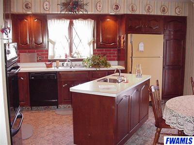 9721 Fritz Road Fort Wayne, IN 46818 - Photo 3 of 11