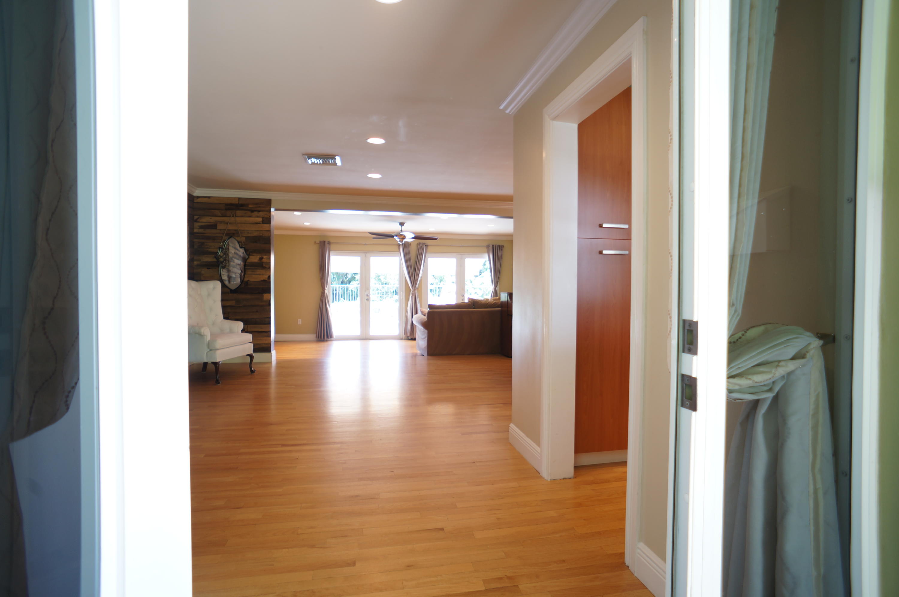 1268 Southwest 7th Street Boca Raton, FL 33486 - Photo 5 of 28 DSC01113