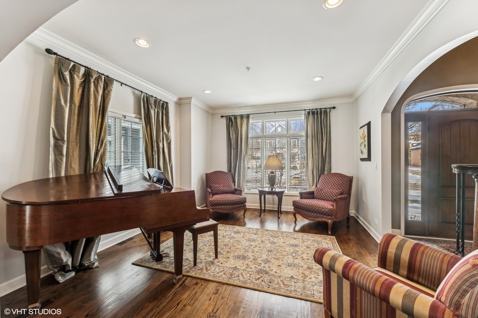 441 Stewart Avenue Park Ridge, IL 60068 - Photo 5 of 33 Gallery Image 5