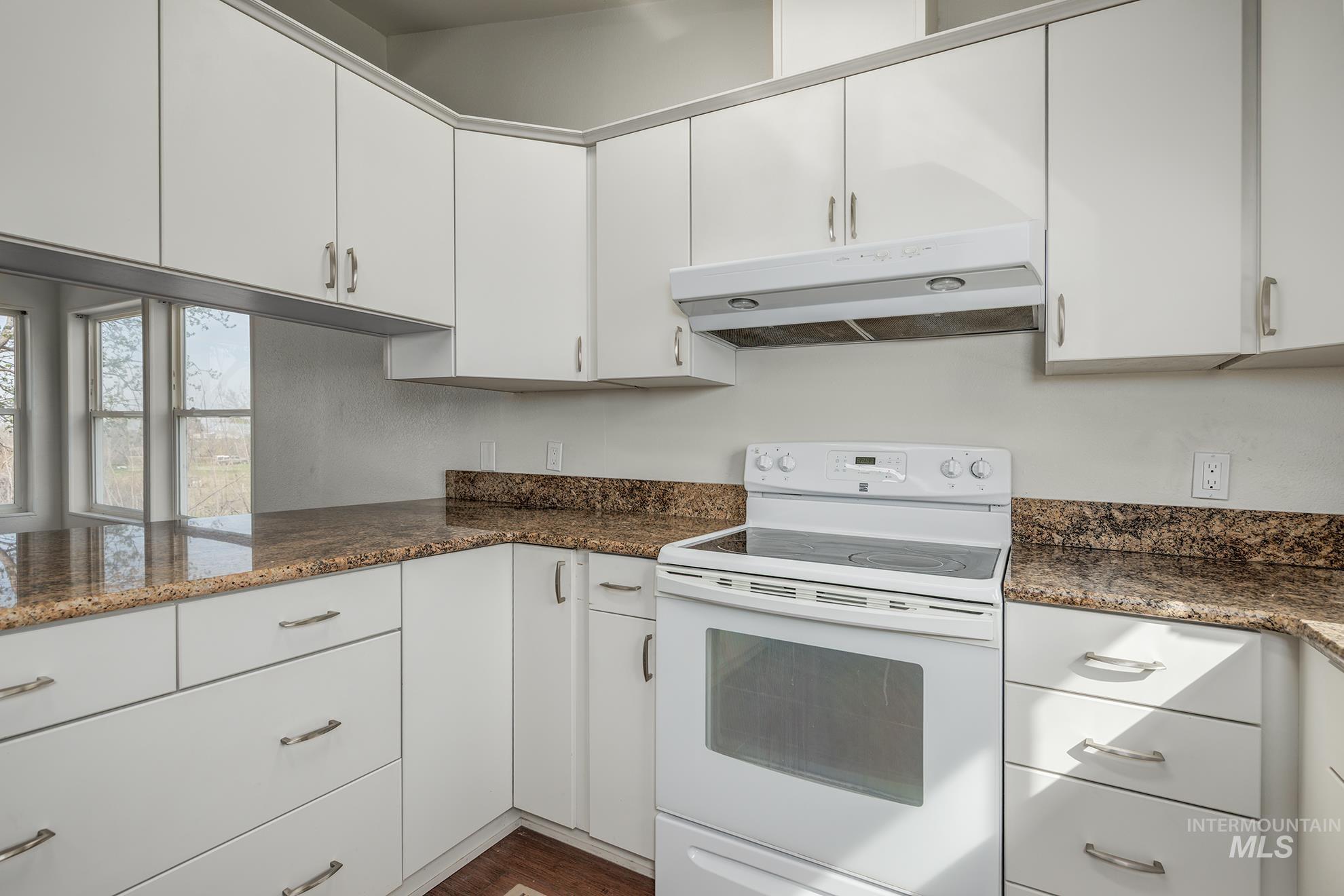 28650 Rocky Road Parma, ID 83660 - Photo 13 of 50