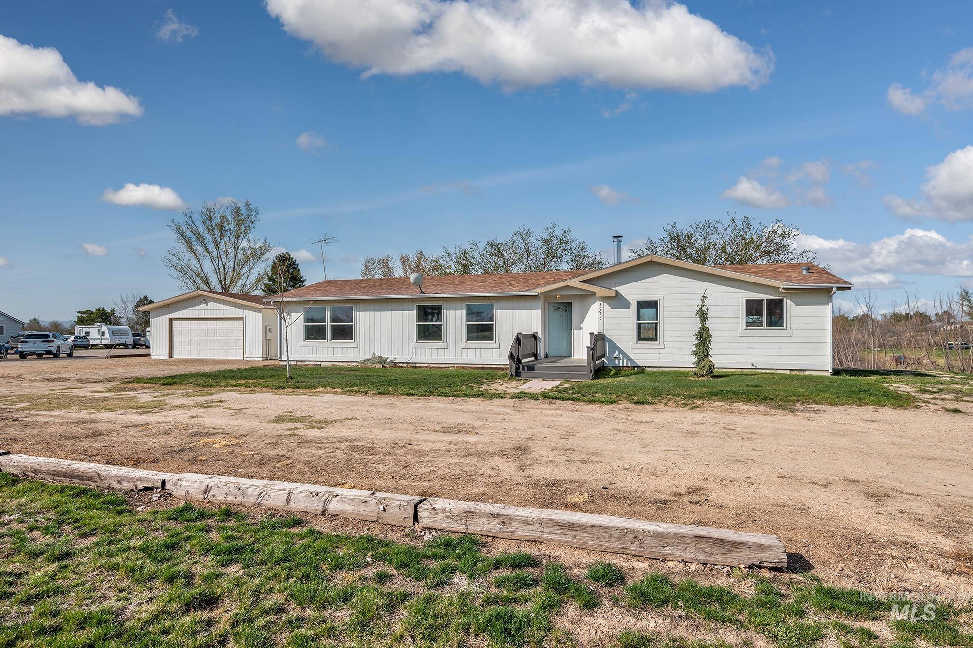 28650 Rocky Road Parma, ID 83660 - Photo 2 of 50