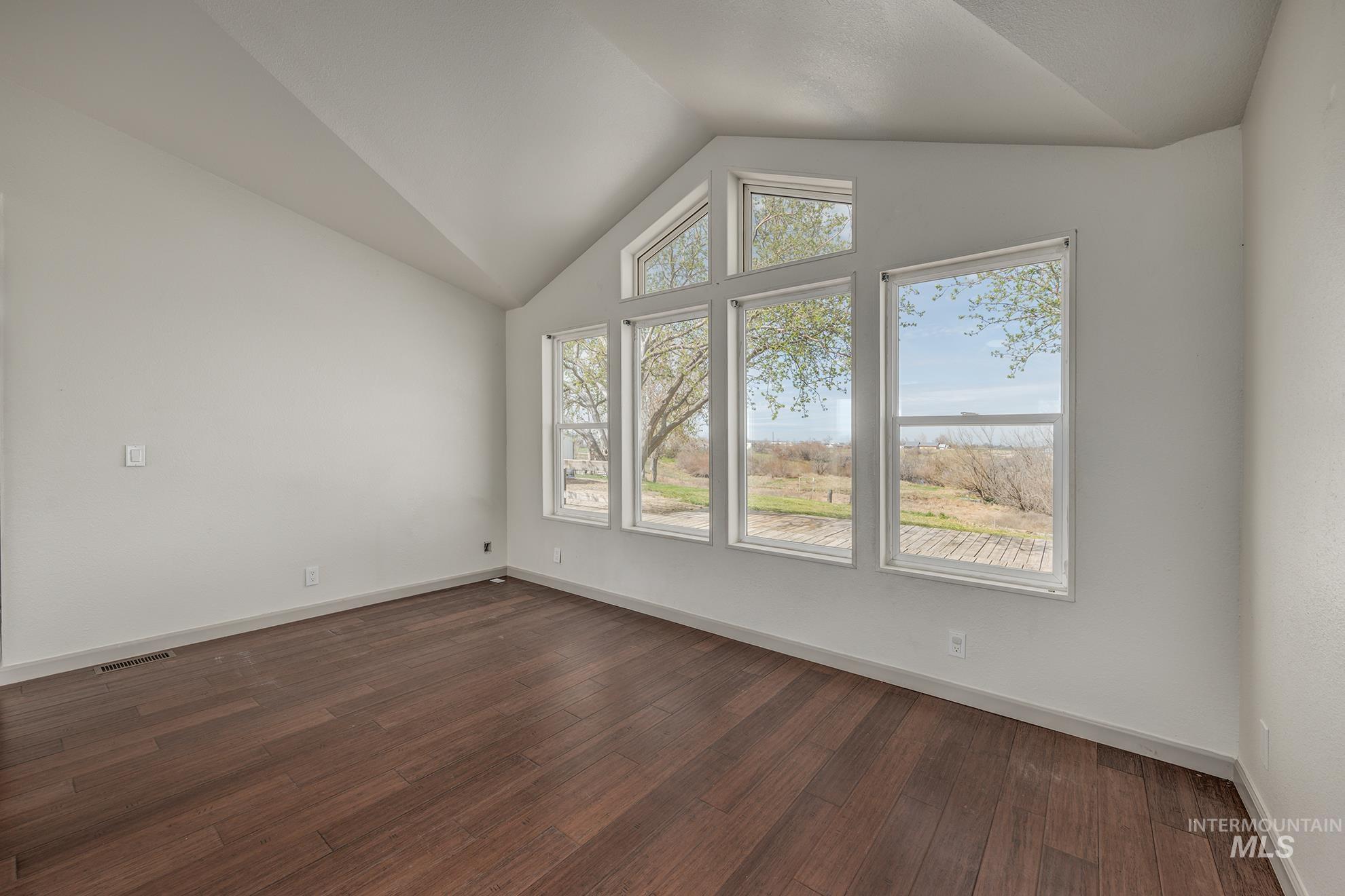 28650 Rocky Road Parma, ID 83660 - Photo 6 of 50