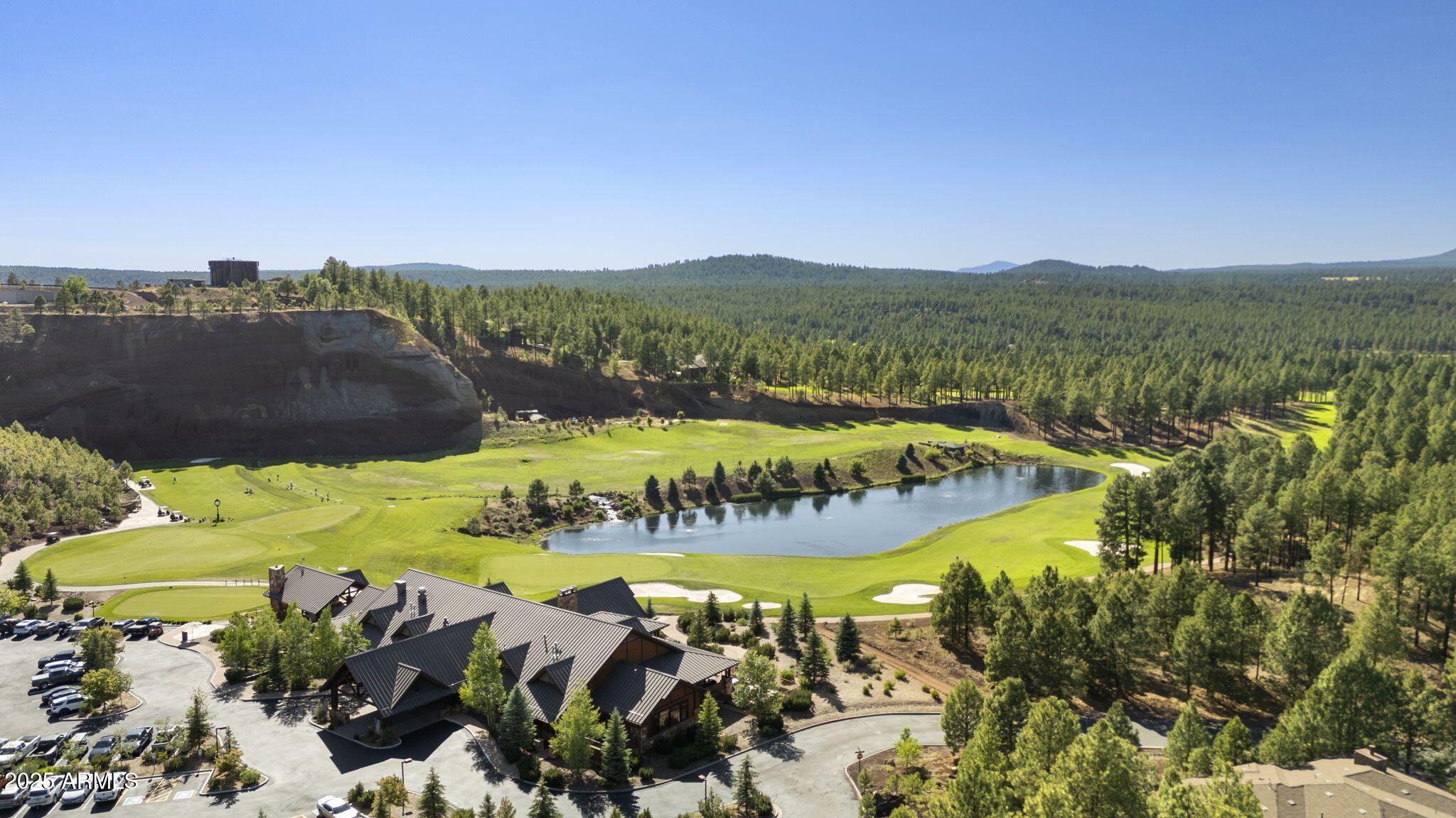 3495 West Lead Rope Flagstaff, AZ 86005 - Photo 36 of 46 Clubhouse w/18th Hole