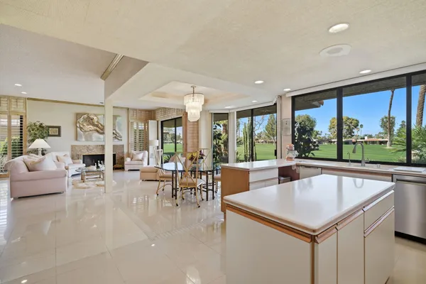 $1,029,000 | 52 Columbia Drive, Rancho Mirage, CA 92270