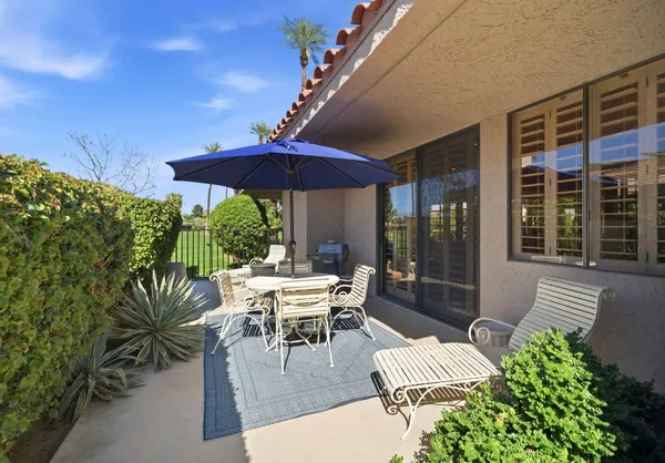 $1,029,000 | 52 Columbia Drive, Rancho Mirage, CA 92270