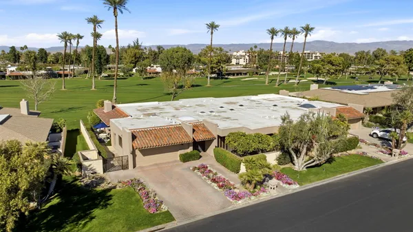 $1,029,000 | 52 Columbia Drive, Rancho Mirage, CA 92270