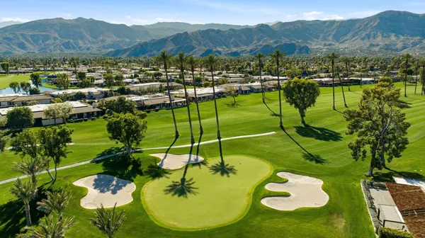 $1,029,000 | 52 Columbia Drive, Rancho Mirage, CA 92270