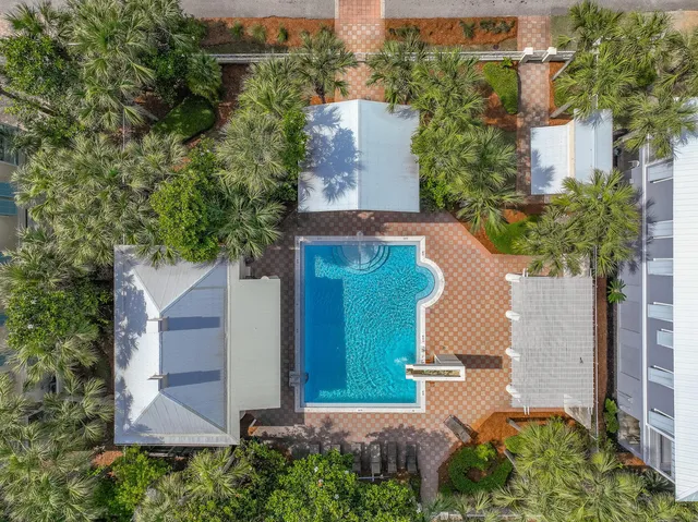 $2,499,900 | 125 Los Angeles Street, Miramar Beach, FL 32550