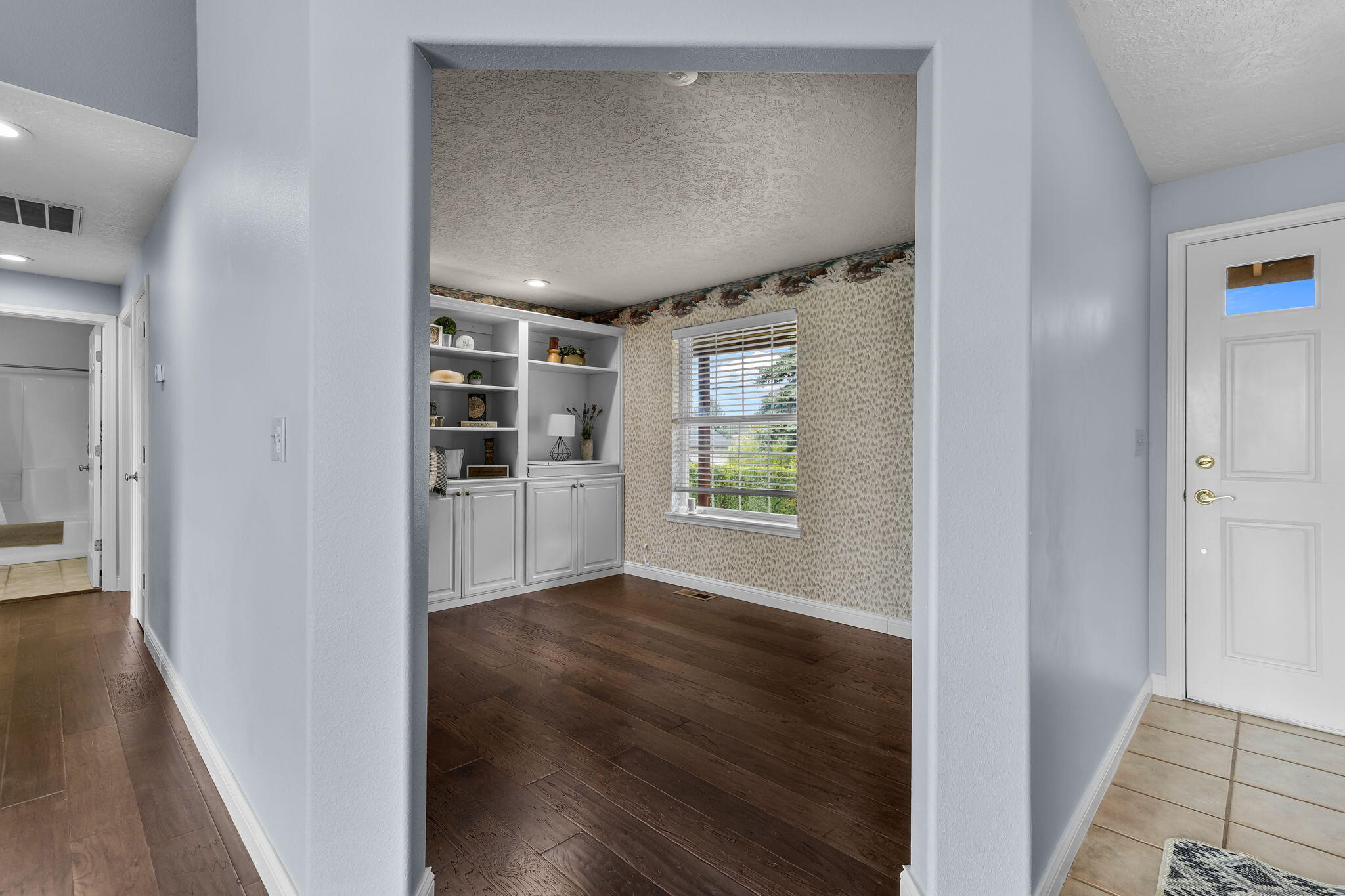 3249 Northeast Yellowpine Road Prineville, OR 97754 - Photo 23 of 56 2026_04_27_3249_ne_yellowpine_road_pv-32