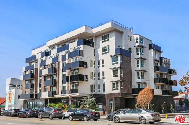 $2,395 | 951 Ogden Drive, Unit 204, Los Angeles, CA 90036