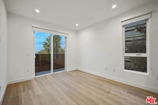 $2,395 | 951 Ogden Drive, Unit 204, Los Angeles, CA 90036