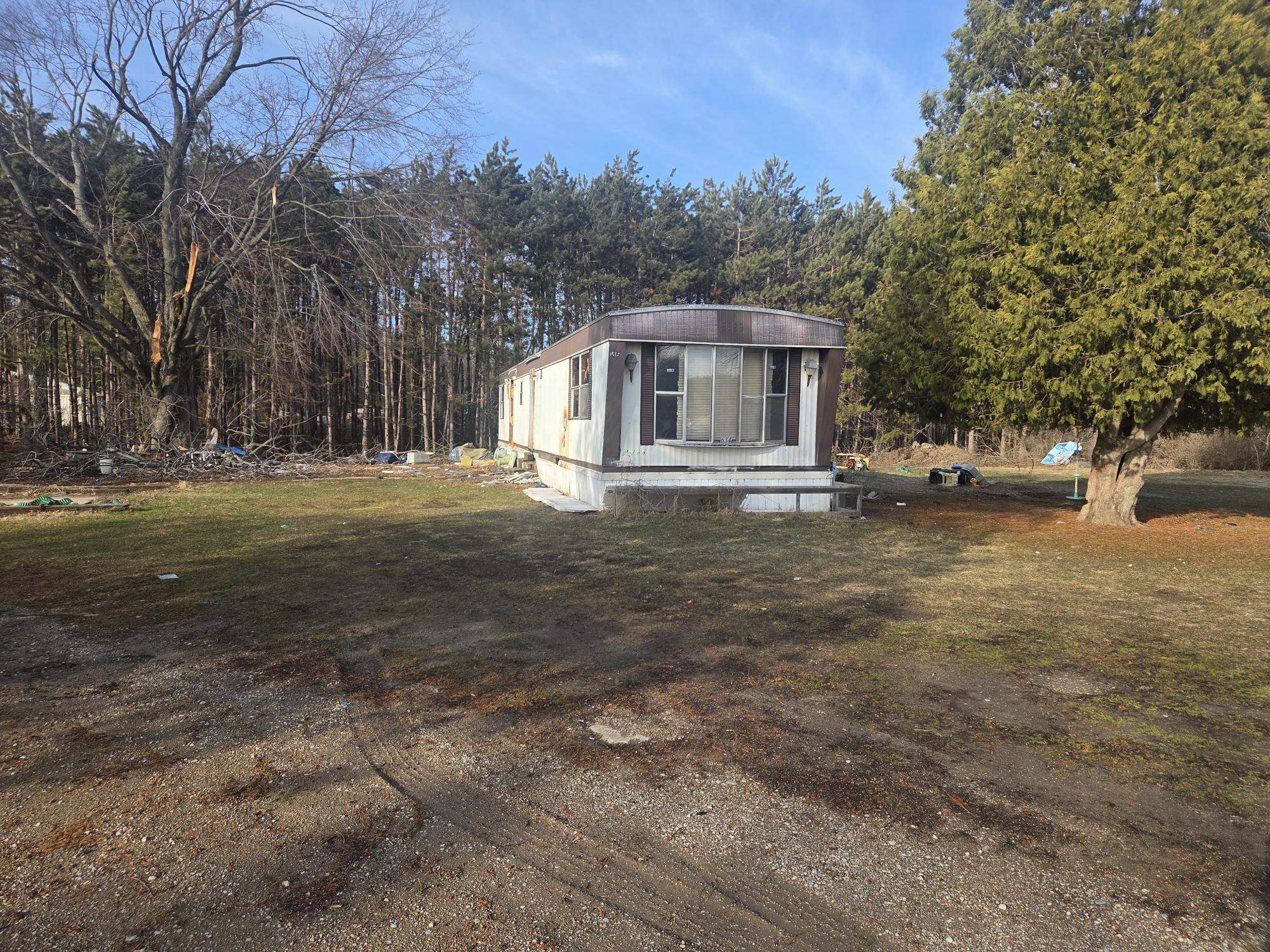 634 14 Mile Road Remus, MI 49340 - Photo 1 of 7