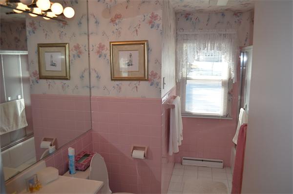 371 Wolf Swamp Road Longmeadow, MA 01106 - Photo 13 of 18 a bathroom with sink and mirror