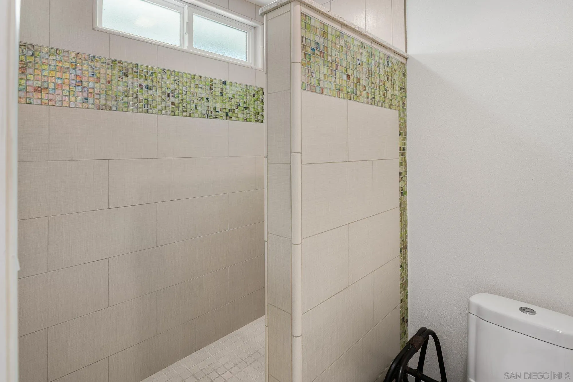 1858 Laurel Road Oceanside, CA 92054 - Photo 37 of 75 Gallery Image 37