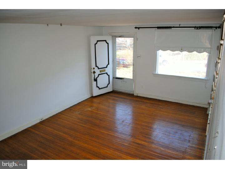 7313 Brookhaven Road Philadelphia, PA 19151 - Photo 6 of 25 Gallery Image 6