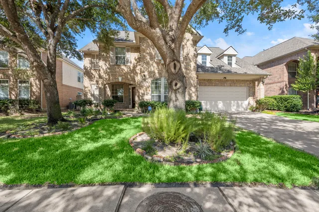 $3,200 | 15807 Arbor Lake Drive, Tomball, TX 77377