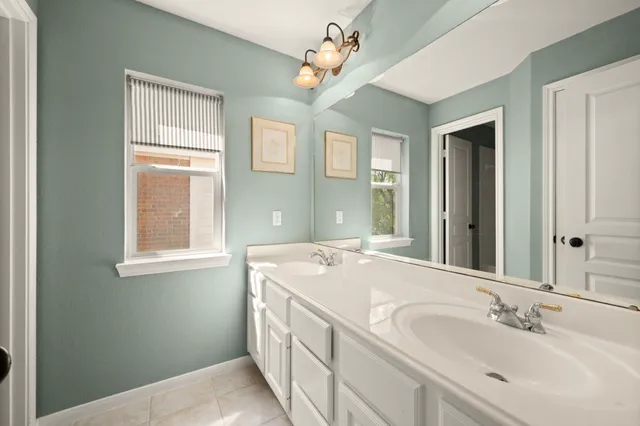 $3,200 | 15807 Arbor Lake Drive, Tomball, TX 77377