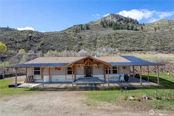 $430,000 | 1673 Highway 7, Oroville, WA 98844